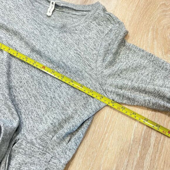 Cable & Gauge Heather Gray Long Sleeve Tie Knot Waist Sweater, Women’s Medium - Picture 7 of 10